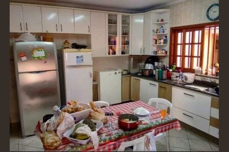 Casa à venda com 363m², 4 quartos e 6 vagas