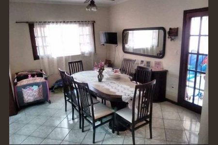 Casa à venda com 363m², 4 quartos e 6 vagas