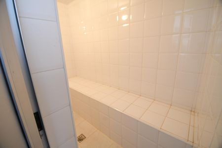 Casa de condomínio à venda com 470m², 4 quartos e 2 vagasSauna