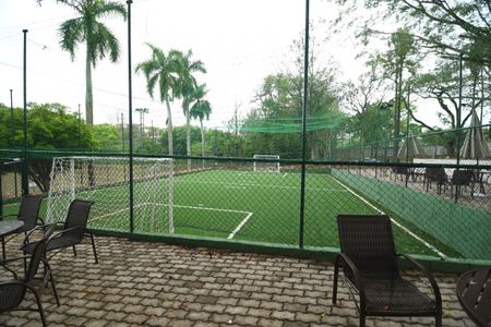 Casa de condomínio à venda com 470m², 4 quartos e 2 vagasCampo de Futebol