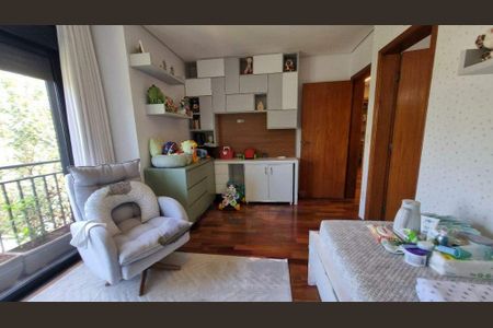 Casa de condomínio à venda com 330m², 4 quartos e 4 vagas