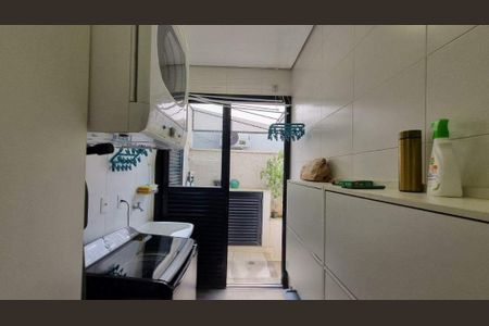 Casa de condomínio à venda com 330m², 4 quartos e 4 vagas