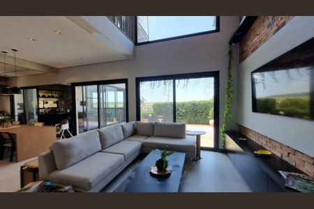 Casa de condomínio à venda com 330m², 4 quartos e 4 vagas