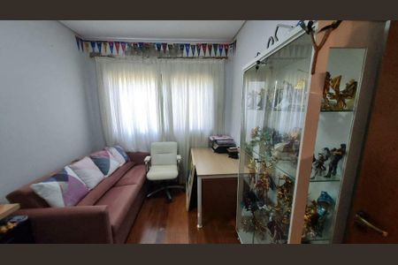Casa de condomínio à venda com 330m², 4 quartos e 4 vagas