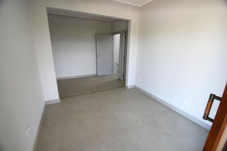 Casa de condomínio à venda com 650m², 5 quartos e 4 vagasSala de TV