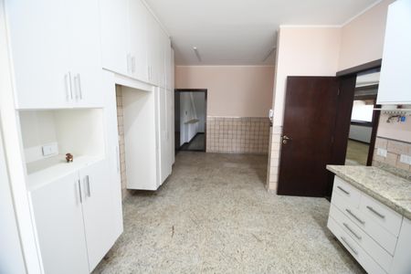 Casa de condomínio à venda com 650m², 5 quartos e 4 vagasCozinha