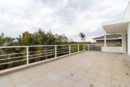 Casa de condomínio à venda com 434m², 4 quartos e 4 vagas Casa de condomínio à venda com 434m², 4 quartos e 4 vagasVaranda da Suite 1