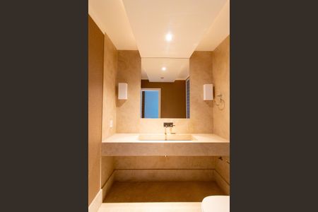 Casa de condomínio à venda com 434m², 4 quartos e 4 vagas Casa de condomínio à venda com 434m², 4 quartos e 4 vagasLavabo