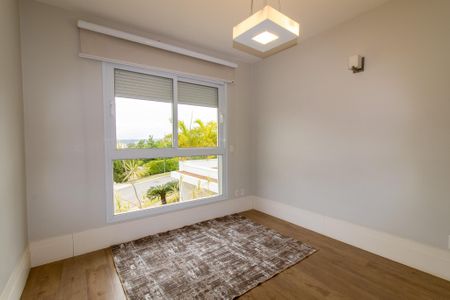 Casa de condomínio à venda com 434m², 4 quartos e 4 vagas Casa de condomínio à venda com 434m², 4 quartos e 4 vagasSuíte 3