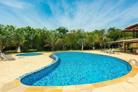 Casa de condomínio à venda com 434m², 4 quartos e 4 vagas Casa de condomínio à venda com 434m², 4 quartos e 4 vagasÁrea comum