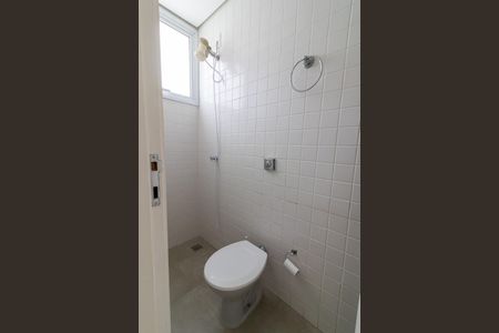 Casa de condomínio à venda com 434m², 4 quartos e 4 vagas Casa de condomínio à venda com 434m², 4 quartos e 4 vagasÁrea de Serviço