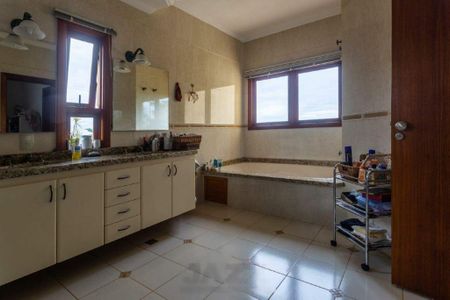 Casa de condomínio à venda com 700m², 5 quartos e 4 vagas