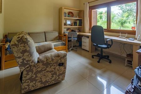 Casa de condomínio à venda com 700m², 5 quartos e 4 vagas