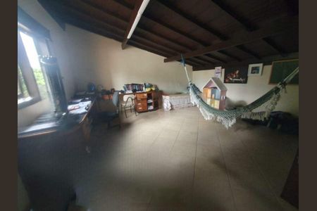 Casa de condomínio à venda com 360m², 3 quartos e 4 vagas