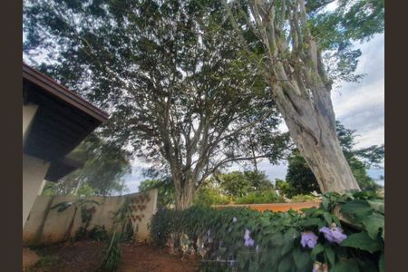 Casa de condomínio à venda com 360m², 3 quartos e 4 vagas