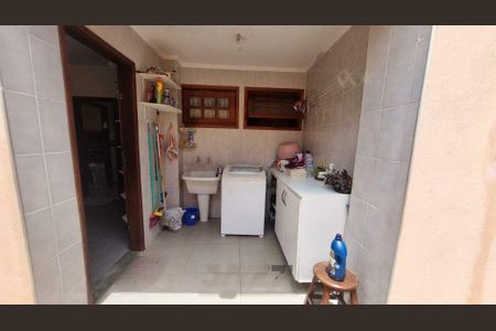 Casa à venda com 300m², 5 quartos e 4 vagas