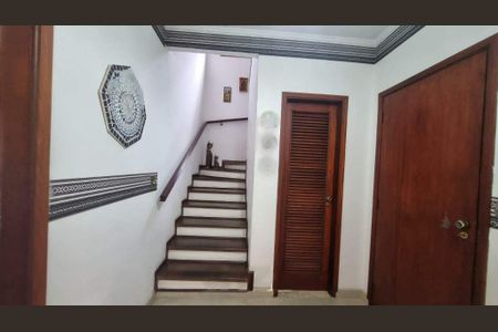 Casa à venda com 300m², 5 quartos e 4 vagas