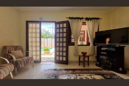 Casa à venda com 300m², 5 quartos e 4 vagas