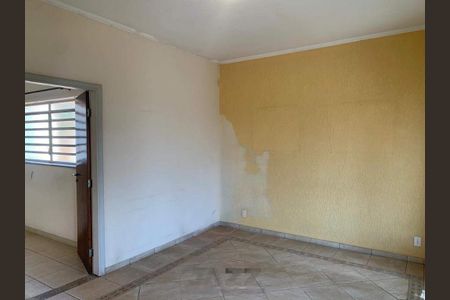 Casa à venda com 194m², 3 quartos e 2 vagas