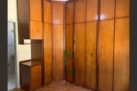Casa à venda com 194m², 3 quartos e 2 vagas