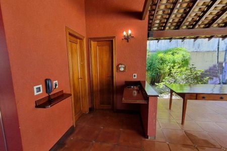 Casa de condomínio à venda com 496m², 4 quartos e 4 vagas