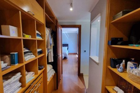 Casa de condomínio à venda com 496m², 4 quartos e 4 vagas