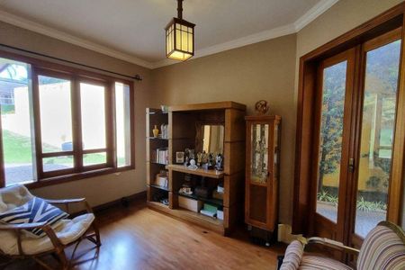 Casa de condomínio à venda com 496m², 4 quartos e 4 vagas