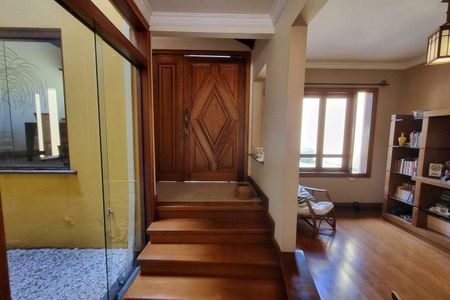 Casa de condomínio à venda com 496m², 4 quartos e 4 vagas