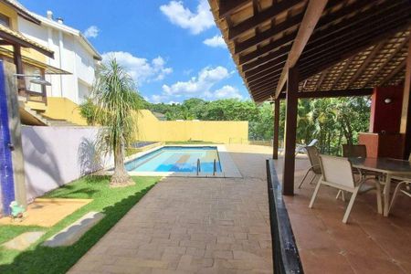 Casa de condomínio à venda com 496m², 4 quartos e 4 vagas