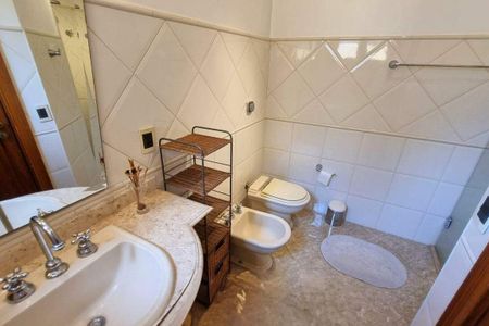 Casa de condomínio à venda com 496m², 4 quartos e 4 vagas