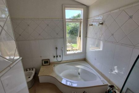 Casa de condomínio à venda com 496m², 4 quartos e 4 vagas