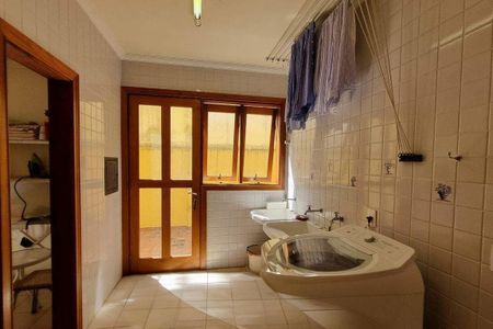 Casa de condomínio à venda com 496m², 4 quartos e 4 vagas