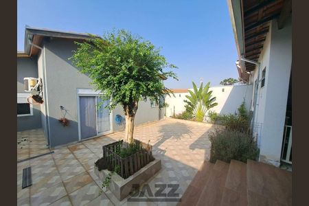 Casa à venda com 133m², 3 quartos e 2 vagas