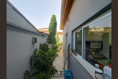 Casa à venda com 133m², 3 quartos e 2 vagas