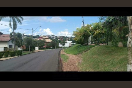 Casa de condomínio à venda com 700m², 4 quartos e 6 vagas