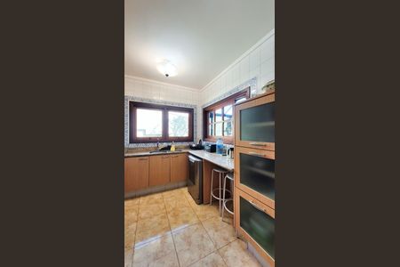 Casa de condomínio à venda com 528m², 5 quartos e 6 vagasCozinha