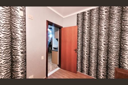 Casa de condomínio à venda com 528m², 5 quartos e 6 vagasSuíte 2