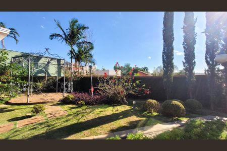 Casa de condomínio à venda com 528m², 5 quartos e 6 vagasÁrea Externa