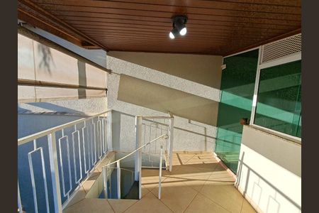 Casa à venda com 250m², 3 quartos e 3 vagas