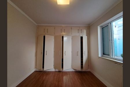 Casa à venda com 250m², 3 quartos e 3 vagas