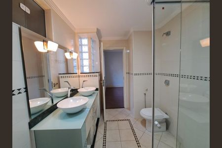 Casa à venda com 250m², 3 quartos e 3 vagas