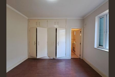 Casa à venda com 250m², 3 quartos e 3 vagas