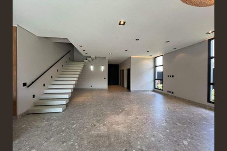 Casa de condomínio à venda com 360m², 4 quartos e 4 vagas