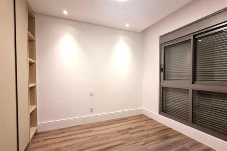 Apartamento à venda com 313m², 3 quartos e 4 vagas