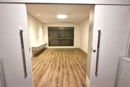 Apartamento à venda com 313m², 3 quartos e 4 vagas