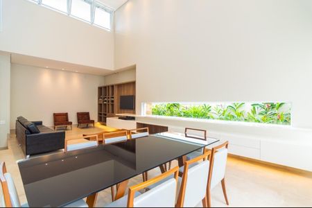 Casa de condomínio à venda com 537m², 4 quartos e 4 vagas