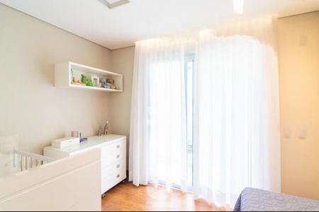 Casa de condomínio à venda com 537m², 4 quartos e 4 vagas