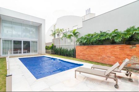 Casa de condomínio à venda com 537m², 4 quartos e 4 vagas