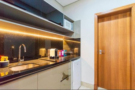 Casa de condomínio à venda com 537m², 4 quartos e 4 vagas