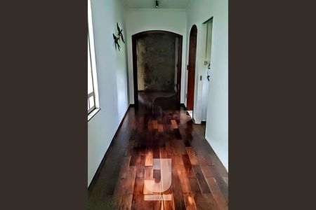 Casa à venda com 4 quartos, 270m² em Jardim Chapadão, Campinas